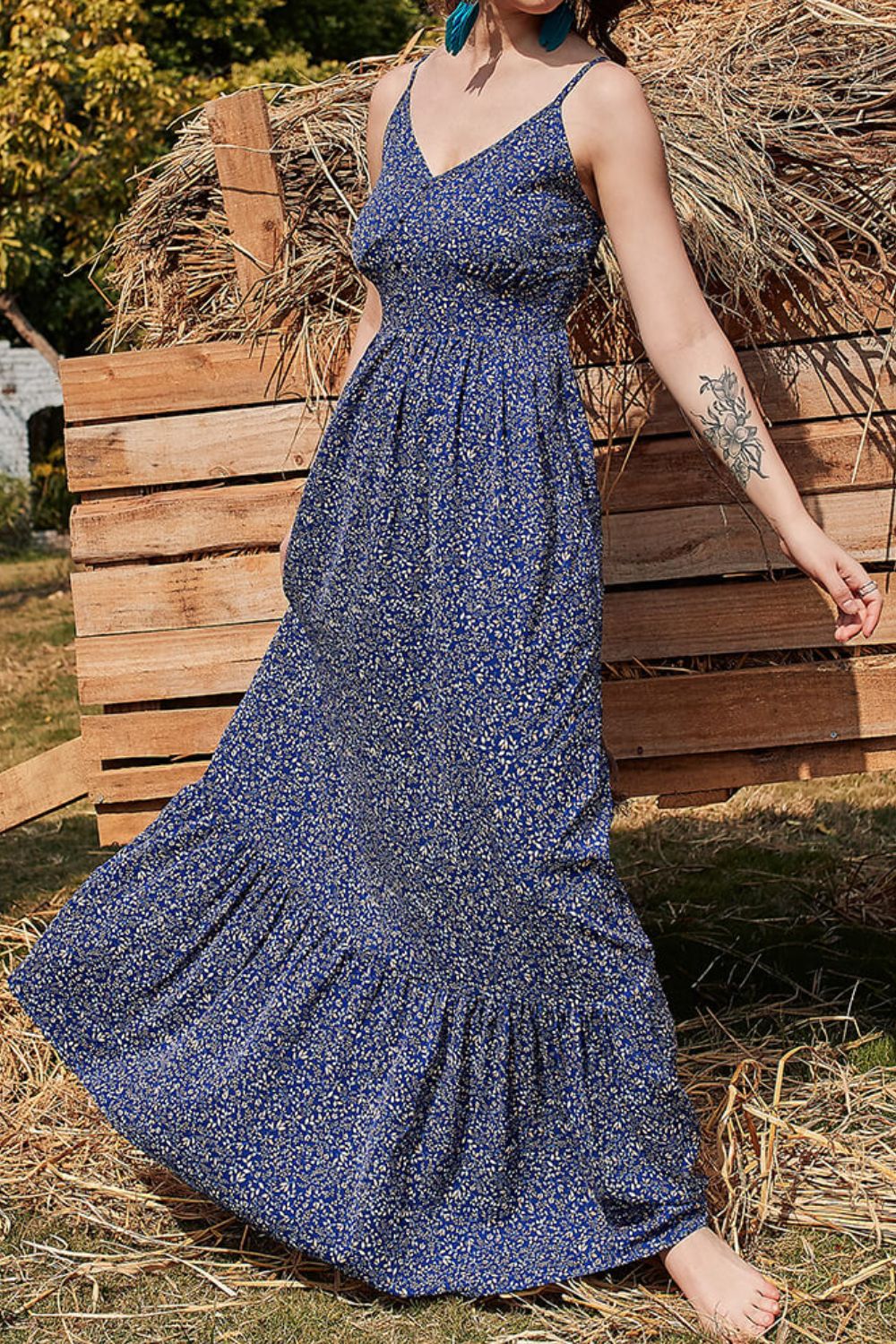 Ditsy Floral Spaghetti Strap Maxi Dress