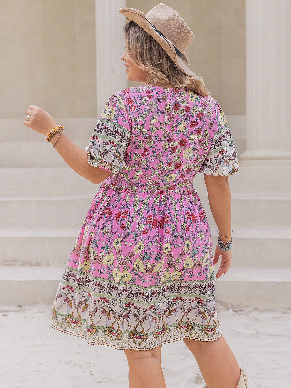 Plus Size Printed V-Neck Short Sleeve Dress