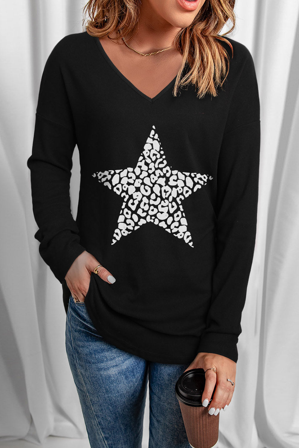 Leopard Star Graphic V-Neck Top