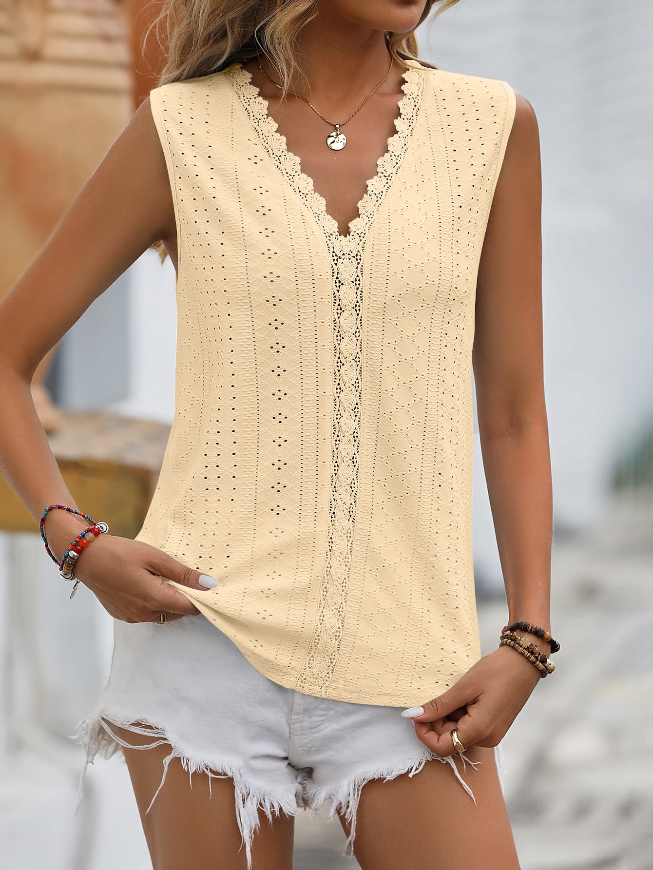 Spliced Lace V-Neck Sleeveless Tank