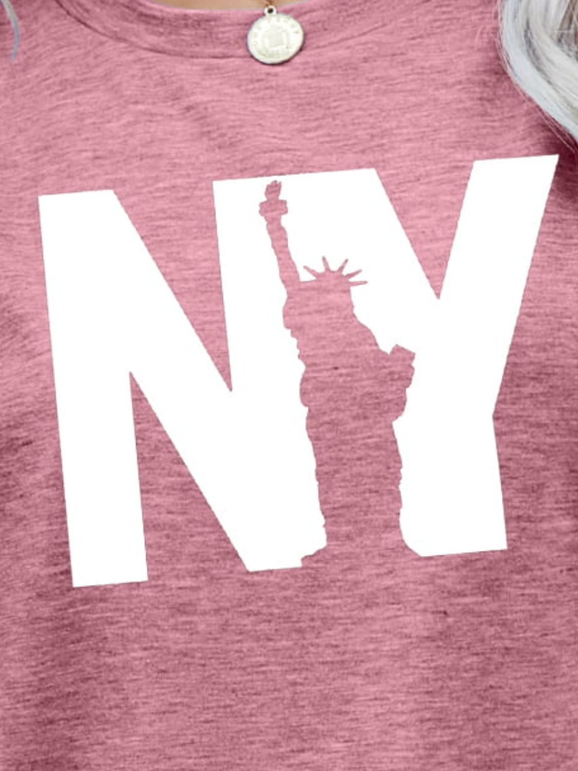 NY the Statue of Liberty Graphic Tee