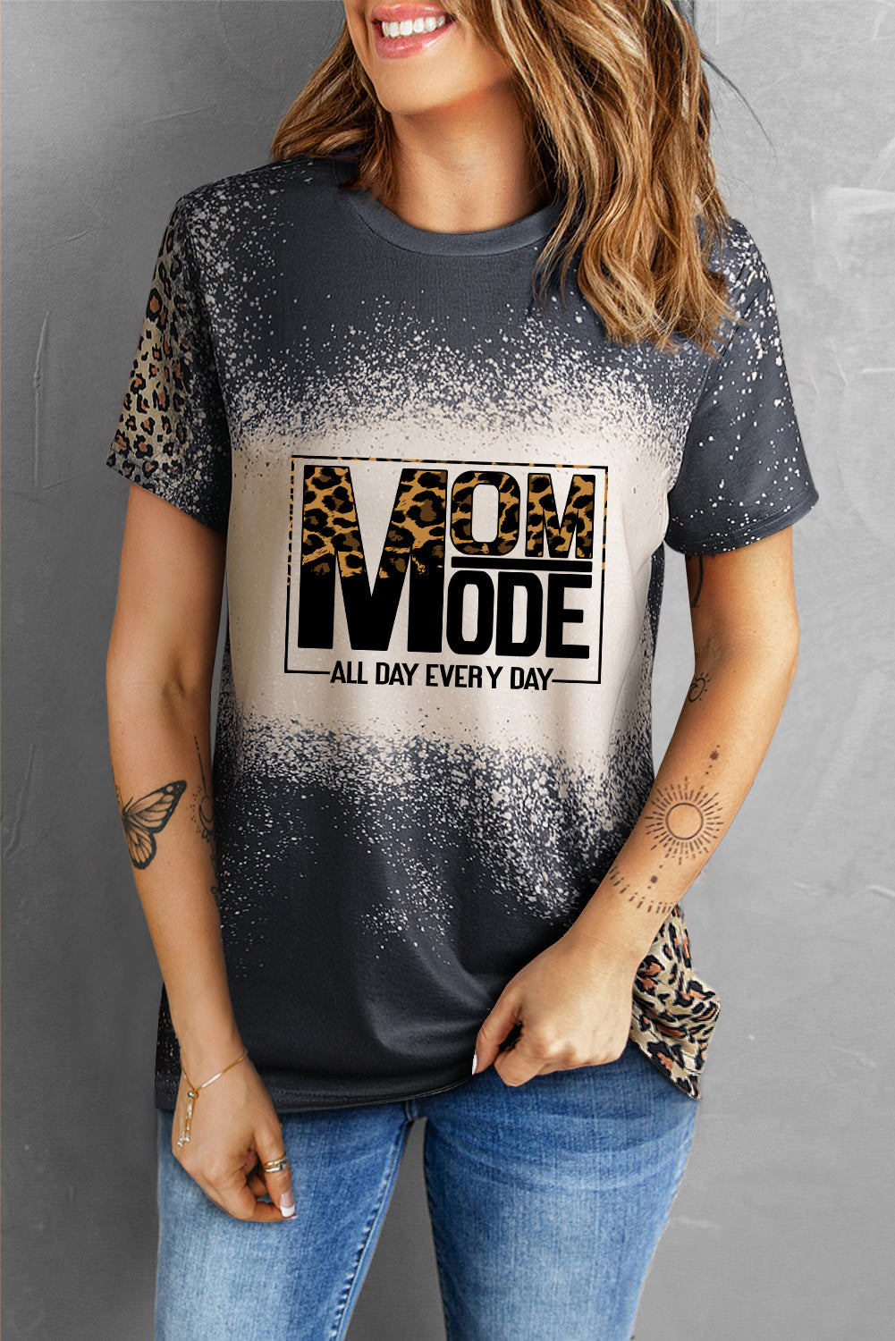 Graphic Leopard Round Neck Tee Shirt