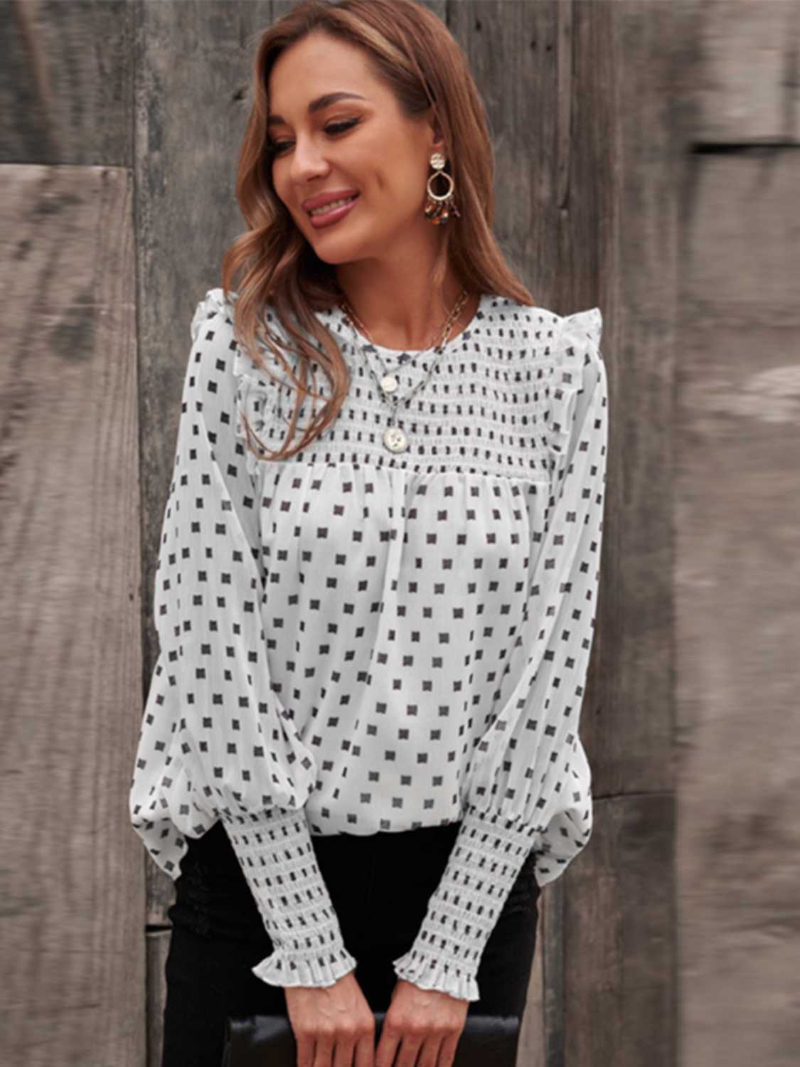 Round Neck Lantern Sleeve Blouse